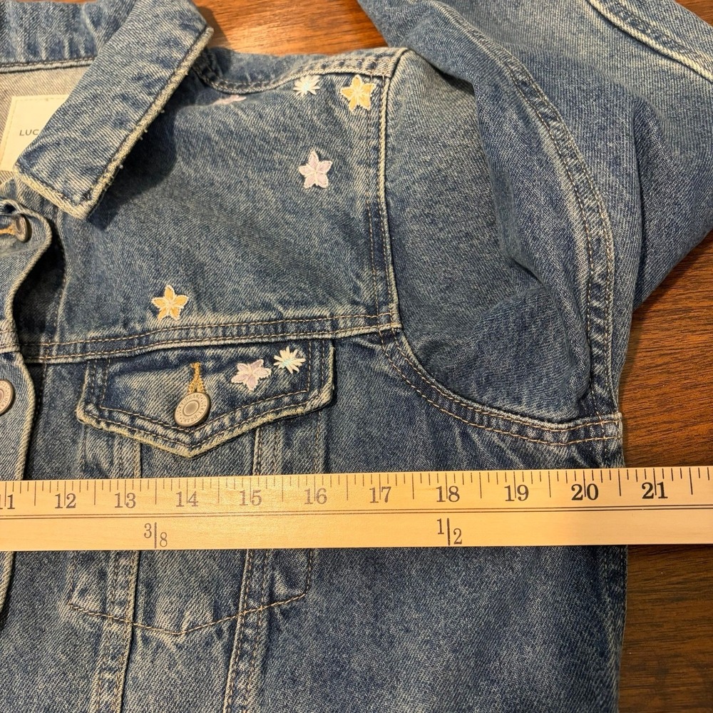 Lucky Brand Embroidered Denim Trucker Jacket Women's Size M Floral Star Boho‎ - Picture 13 of 15